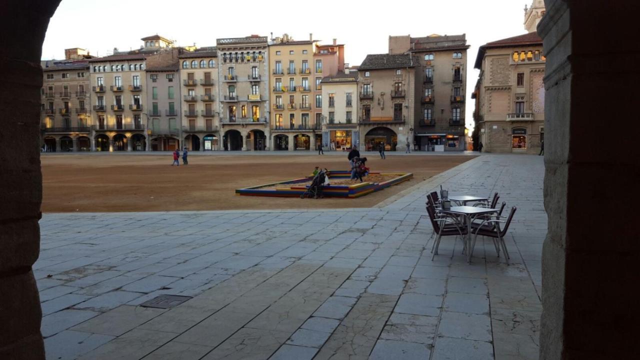 Apartaments Vicus 2 Con Vistas A La Plaza Mayor De Vic Zewnętrze zdjęcie