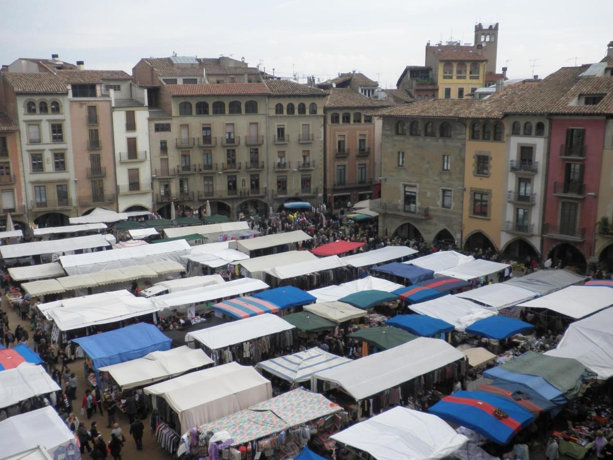 Apartaments Vicus 2 Con Vistas A La Plaza Mayor De Vic Zewnętrze zdjęcie