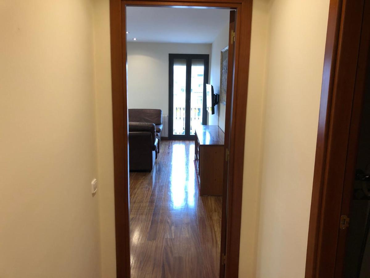 Apartaments Vicus 2 Con Vistas A La Plaza Mayor De Vic Zewnętrze zdjęcie