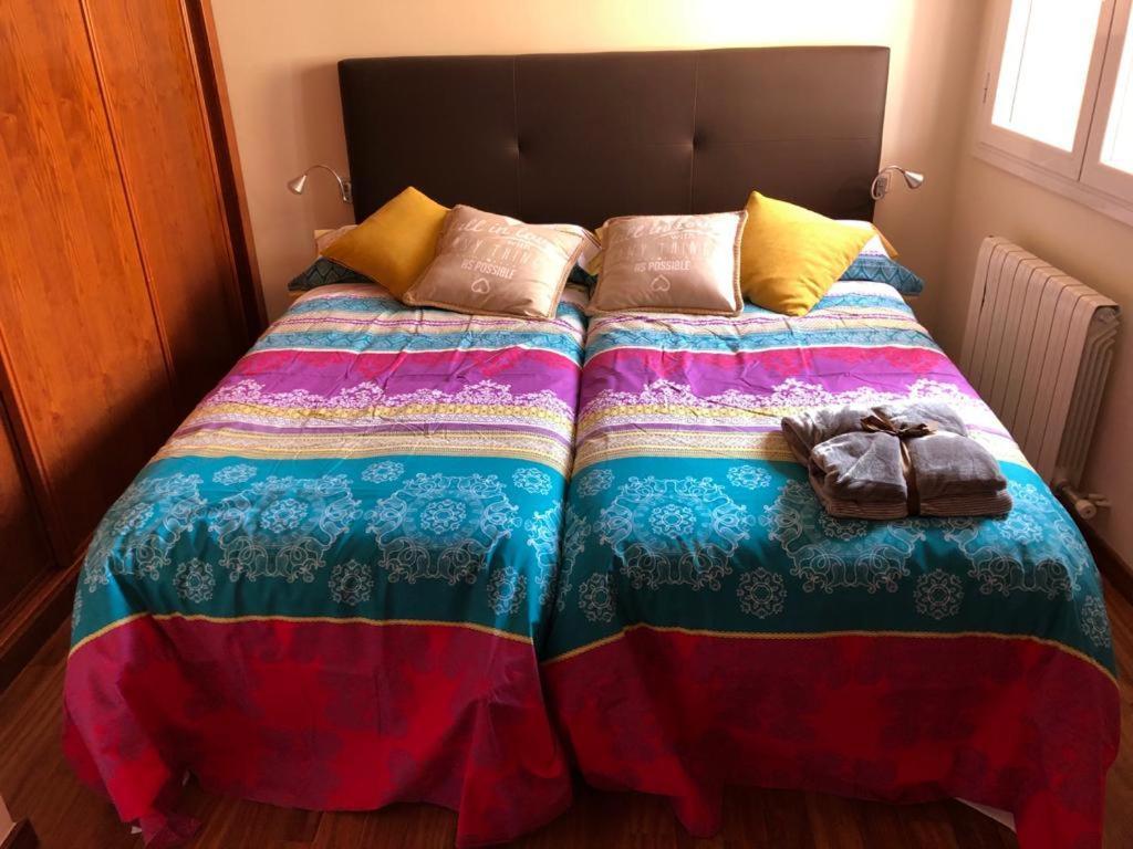 Apartaments Vicus 2 Con Vistas A La Plaza Mayor De Vic Zewnętrze zdjęcie
